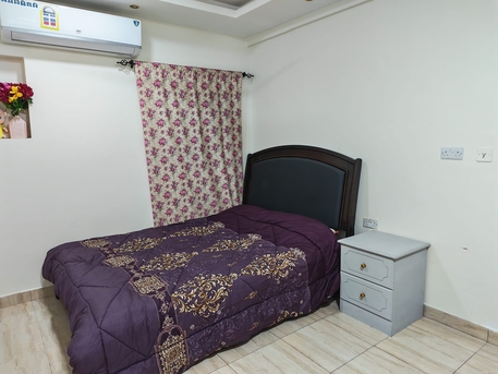 Sanabis, Apartments/Houses, BHD 200/year,  1 BR,  Fully Furnished One Bhk Flat For Rent In The Sanabis With Ewa