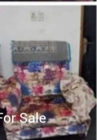 Khobar, Furniture, SAR 700,  5 Seater Velvet Sofa Set And Glass Juice Flask For Multi Purpose For Sale.