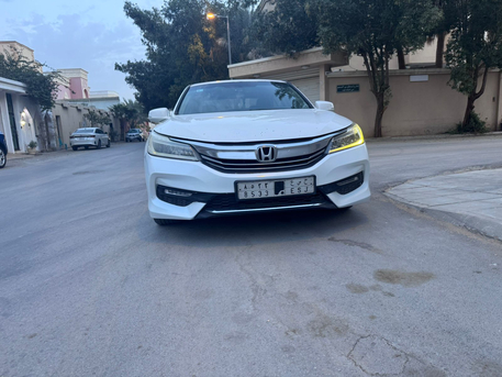 Riyadh, Vehicles, Cars & Trucks , SAR 23000,  Honda Accord,  2014,  Automatic,  285871 KM,    Full Option