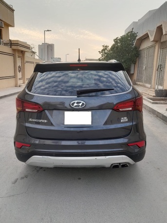 Riyadh, Vehicles, Cars & Trucks , SAR 33500,  Hyundai Santafe,  2016,  Automatic,  243000 KM,   Mid Option  For Sale 33500