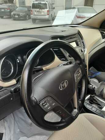 Riyadh, Vehicles, Cars & Trucks , SAR 33500,  Hyundai Santafe,  2016,  Automatic,  243000 KM,   Mid Option  For Sale 33500