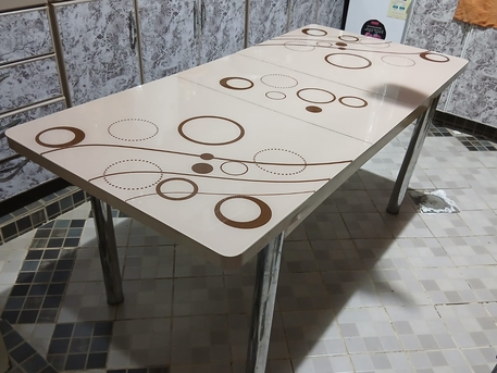 Riyadh, Furniture, SAR 200,  Dinner Table/dining Table For Sale It Is Without Chairs It Is Expandable You Can Open And