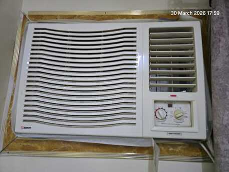 Riyadh, Electronics, SAR 600,  Window AC +  Heater &ndash; Good Condition (Hot & Cold Solution)