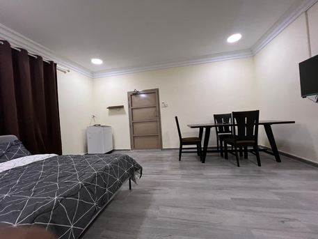 Mahooz, Apartments/Houses, BHD 190/year,  1 BR,  EXCELLENT FULLYFURNISHED STUDIO OPPOSITE OF NASSER PARMERCY | HOUSEKEEPING | INTERNET