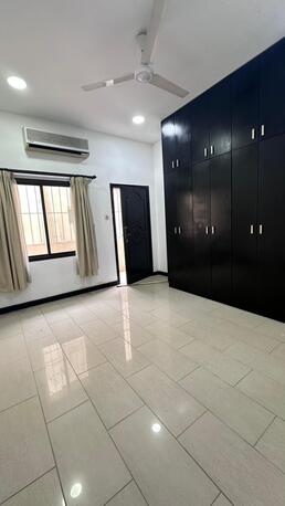 Umm Al Hassam, Apartments/Houses, BHD 500/month,  3 BR,  225 Sq. Meter,  3 Bedroom Flat In Compounded Villa Near Umm Al Hassam Stadium