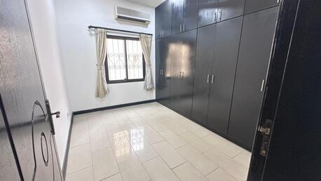 Umm Al Hassam, Apartments/Houses, BHD 500/month,  3 BR,  225 Sq. Meter,  3 Bedroom Flat In Compounded Villa Near Umm Al Hassam Stadium