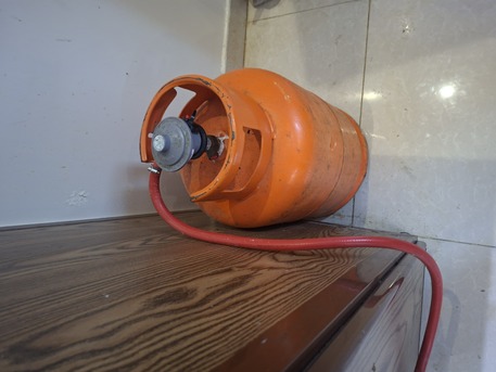 Riyadh, Household Items, SAR 300,  Gas Cylinder With Regulator, Stove