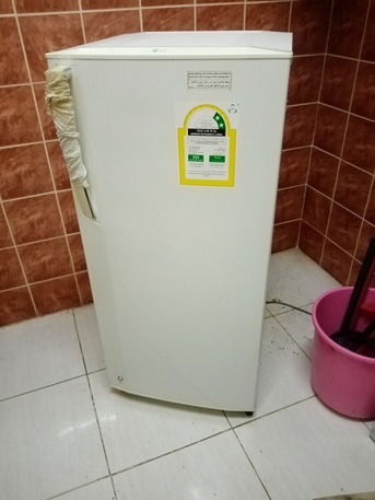 Al Jubail Al Balad, Appliances, SAR 299,  Fridge In Good Condition