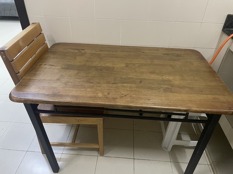 Riffa, Furniture, BHD 190,  Furniture ( Bed With Matress ,Dressing Table , Cupboard , Fridge , Sofa , Dining Table