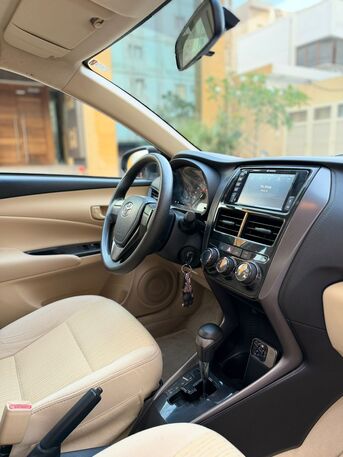 Jeddah, Vehicles, Cars & Trucks , SAR 40000,  Toyota Yaris,  2021,  Automatic,  110 KM,    1st Owner Yplus
