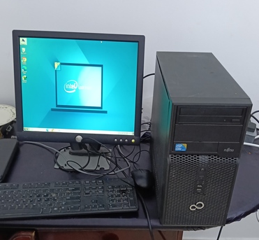 Muharraq, Computers, BHD 30,  BHD 30, Computer Set Very Good Working 4GB RAM Ready To Use Windows 7