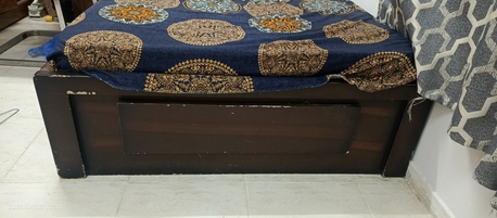 Jubail, Furniture, SAR 400,  Selling A Wooden Bed With Mattress