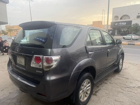 Riyadh, Vehicles, Cars & Trucks , SAR 42000,  Toyota Fortuner 2015,  2015,  Automatic,  417000 KM,   For Sale