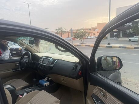 Riyadh, Vehicles, Cars & Trucks , SAR 42000,  Toyota Fortuner 2015,  2015,  Automatic,  417000 KM,   For Sale