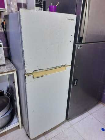 Riyadh, Appliances, SAR 1000,  White & Grey Refrigerator Set