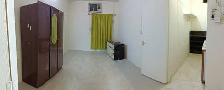 Salmaniya, Apartments/Houses, BHD 150/month,  1 BR,  Well-maintained Semi Furnished 1-bedroom Flat Is Available For Rent In Salmaniya.