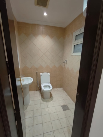 Al Malaz, Apartments/Houses, SAR 1800/month,  3 BR,  3BR Apartment Available In Sharing Opp Lulu Murabba Near ANB