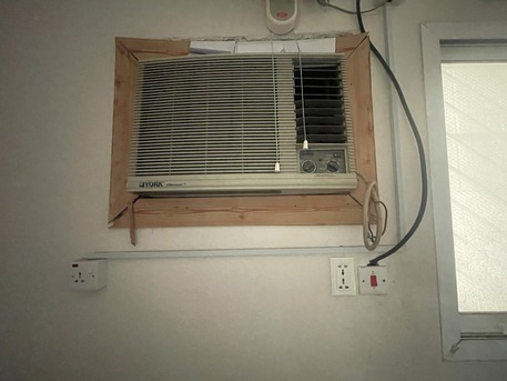 Dammam, Household Items, Furniture Set And Window AC