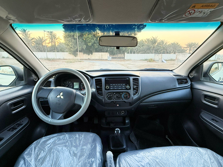 Ras Rumman, Vehicles, Cars & Trucks , BHD 5699,  Mitsubishi L 200,  2023,  Manual,  117000 KM,  Mitsubishi L200 Double Cabin Pickup -  - Single Owner -  Transmissin