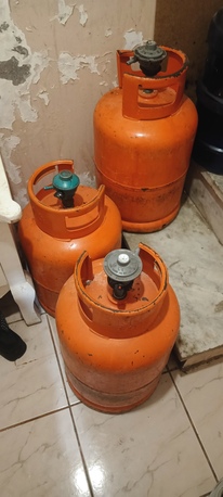 Jeddah, Household Items, SAR 666,  Gas Cylinders And Water Bottles
