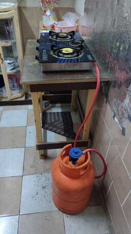 Akrabia, Household Items, SAR 300,  1-Gas Cylinder+Stanford Stove+Table