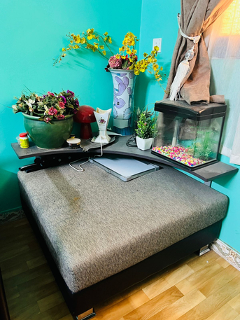 Riyadh, Furniture, SAR 800,  Selling 5-6 Seater Corner Sofa And Table