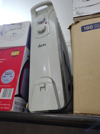 Al Rehab, Household Items, SAR 100,  Double Bed Without Mattress+ 1 Center Table+1 Room Heater