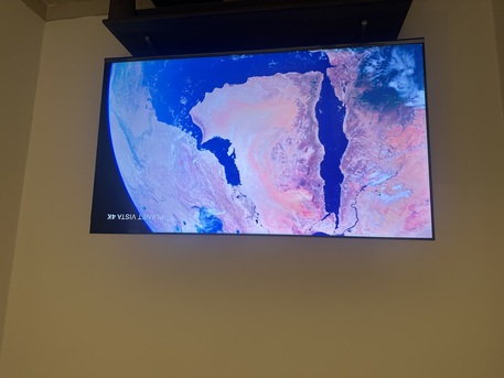 Jubail, Electronics, SAR 1499,  Skyworth 55" 4K QLED Google TV (120Hz) &ndash;LIKE NEW / BOX & WARRANTY