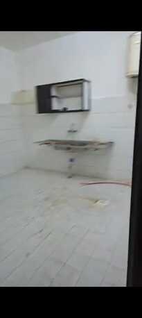 Al Naseem, Apartments/Houses, SAR 25000/year,  3 BR,  Family Apartment Very Large Size Rooms And Big Kitchen With Large Bath On Main Road