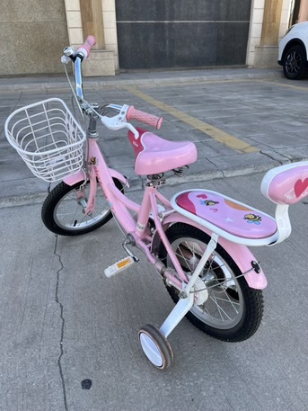 Al Rakah Al Shamaliyah, Bicycles, SAR 150,  12&rdquo; Girls Cycle With Training Wheels &ndash; Like New, Perfect For Beginners!