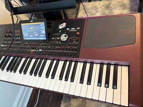 New York, Musical Instruments, USD 1350,  Korg PA1000 Pro Arranger