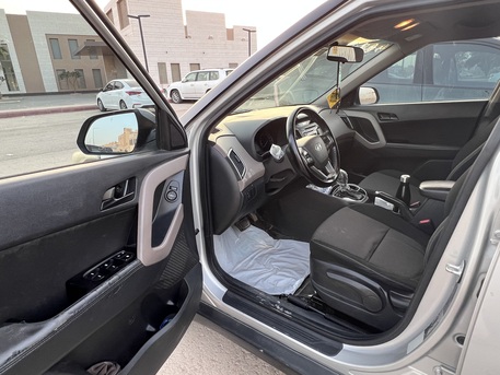 Riyadh, Vehicles, Cars & Trucks , SAR 35000,  Hyundai Creta,  2016,  Automatic,  270000 KM,   For Sale