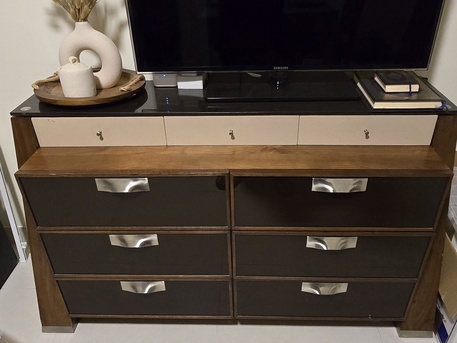 Al Malaz, Household Items, SAR 1500,  Bedroom Set For Sale - Home Center