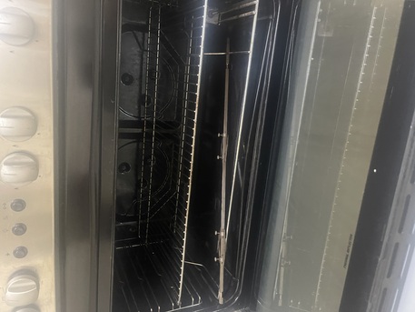 Jubail, Appliances, SAR 800,  Home Queen Gas Oven In Excellent And Clean Condition, Five Burners. Price: 800 SAR With Ga