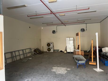 Hidd, Warehouses, BHD 450,  96 Sq. Meter,  Small Warehouse For Rent In Hidd &ndash; With Office Cabin