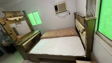 Madinah, Furniture, SAR 250,  🛏️ Bed Set For Sale &ndash; Excellent Condition!