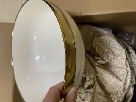 Jubail, Household Items, SAR 300,  A Set Consisting Of 15 Dinner Plates, 6 Small Bowls, And 2 Large Bowls + 2 Pieces From Hom