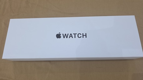 Khobar, Watches, SAR 850,  Apple Watch SE3 40mm Starlight (Sealed Box) Khobar