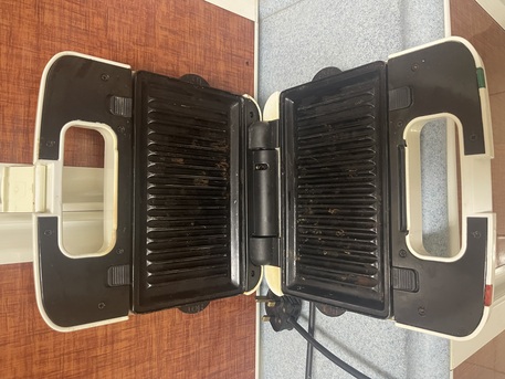 Jubail, Appliances, SAR 40,  Kenwood Sandwich Maker, Price 40 Riyals.