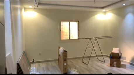 Jeddah, Rooms Available, SAR 1000/month,  400 Sq. Feet,  One Spacious Room Available In A 2BHK Flat In Al Khomrah/Khumrah