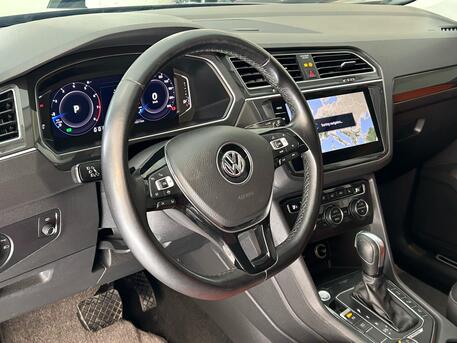 Riffa, Vehicles, Cars & Trucks , BHD 6600,  Volkswagen Tiguan,  2021,  Automatic,  98000 KM,  VOLKSWAGEN TSI 4MOTION TIGUAN MODEL  FOR SALE