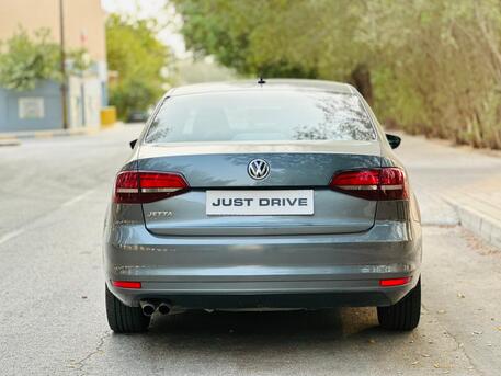 Kabul, Vehicles, Cars & Trucks , BAH 2650,  Volkswagen Jetta,  2017,  Automatic,  166000 KM,    MODEL WITH FULL COVER INSURANCE CALL OR WHATSAPP ON 35400768