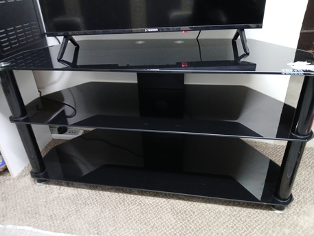 Al Malaz, Household Items, SAR 150,  Tv Rack Tv Console For Sale Same Like New