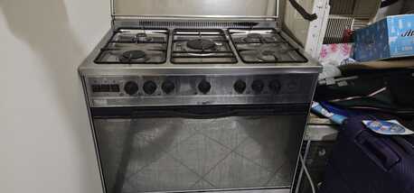 Manama, Household Items, BHD 1,  Whirlpool COOKING RAGE 5 BURNER FOR SALE