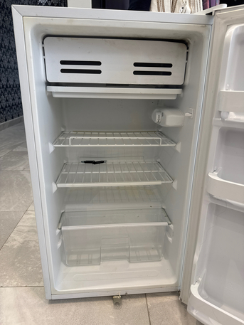 Jeddah, Electronics, SAR 150,  Refrigerator