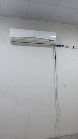 Riyadh, Air Conditioners, SAR 5000,  FOR SALE: AC Units Bundle + 25m Copper Cable ❄️