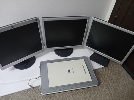 Al Malaz, Computers, SAR 200,  3 Monitors 17 Inches & 1 Scanner For Sale