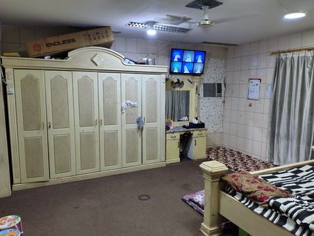 Jubail, Bedspace Available, SAR 550/month,  Bed Space For  3 People.... Full Furnished Flat.