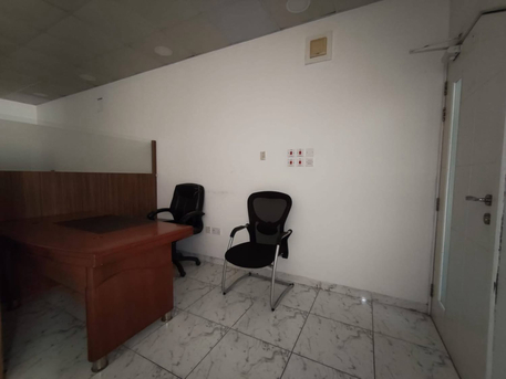 Hoora, Offices, BHD 150,  Hoora:- Office Space Furnished Commercial/Office Flat On Rent.  Bd 150/- Without Ewa.