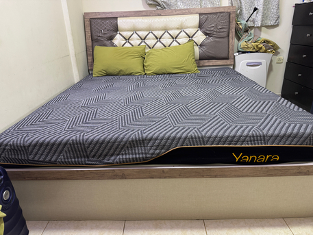Al Wizarat, Furniture, SAR 800,  A Well Maintain 3 Door Big Wardrobe And King Size Bed Is Avilable For Sale 800